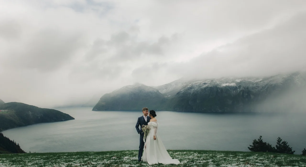 Gullbekk Retreats — mood, Stranda